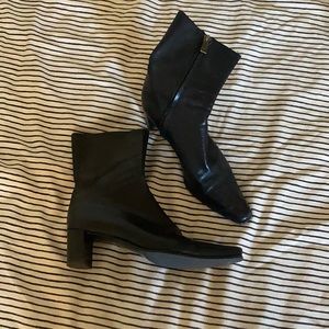 Vintage Italian leather ankle boots black